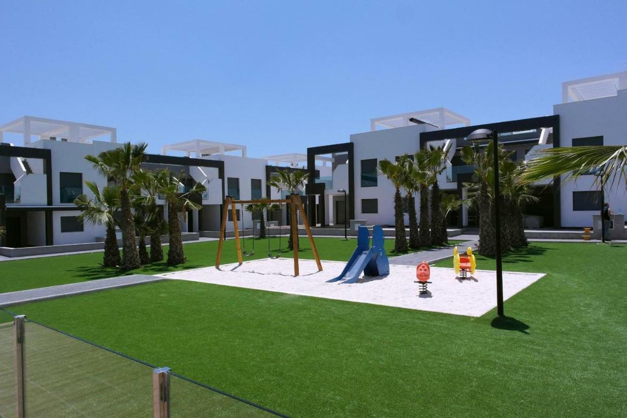 Oasis Beach IX Puntaprima Leilighet Torrevieja Eksteriør bilde