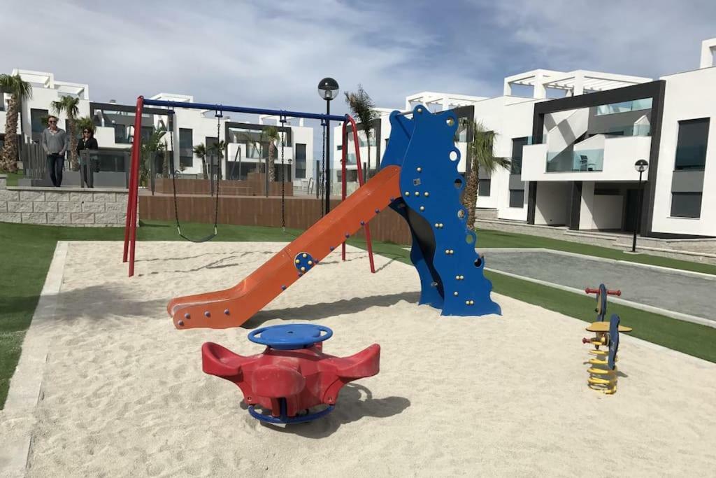 Oasis Beach IX Puntaprima Leilighet Torrevieja Eksteriør bilde