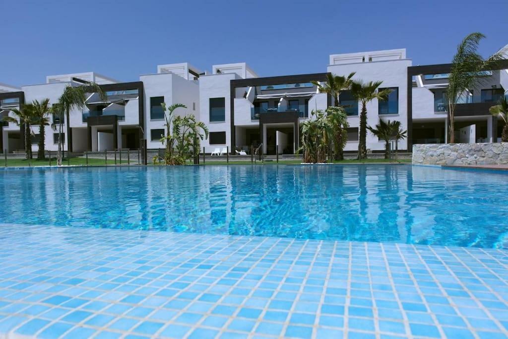 Oasis Beach IX Puntaprima Leilighet Torrevieja Eksteriør bilde