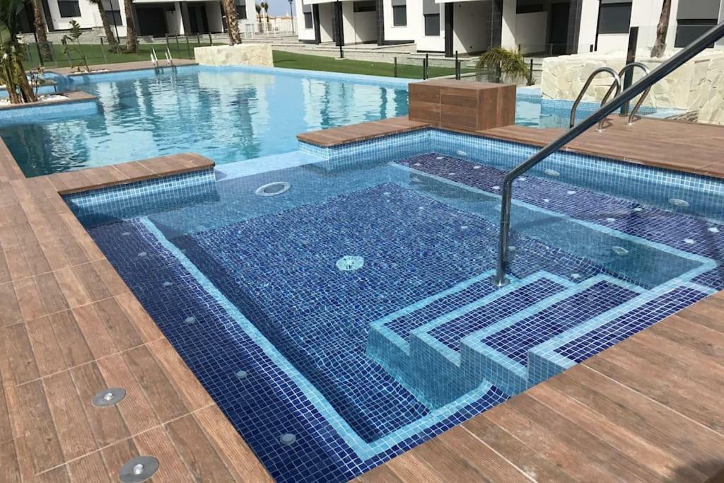 Oasis Beach IX Puntaprima Leilighet Torrevieja Eksteriør bilde